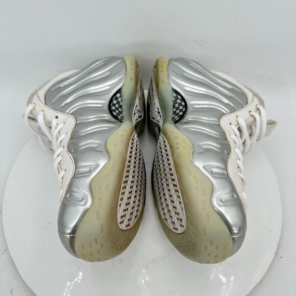 Nike Air Foamposite One Women Size 8 AA3963-100 Chrome White Silver Shoes - Picture 7 of 11
